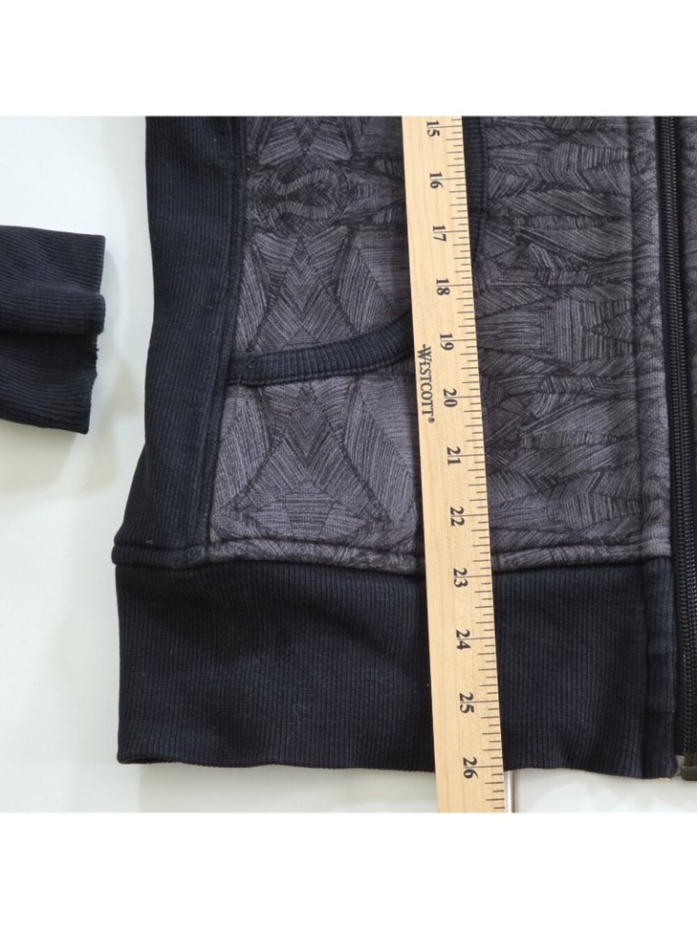 Lululemon Scuba Hoodie Womens 12 Black Gray Zip Abstract Fleece Inside Logo Yoga - Picture 9 of 16